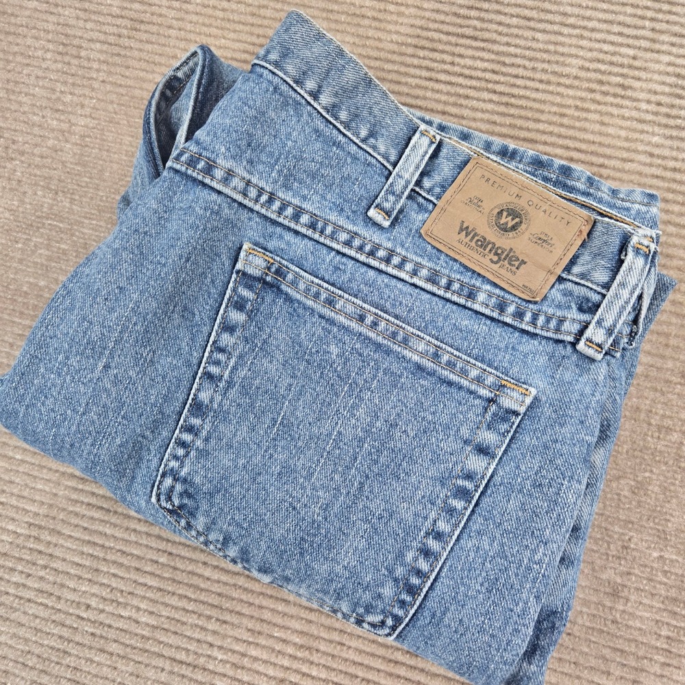 Wrangler Mens 42x30 Blue Relaxed Fit 97601VR Denim Jeans
